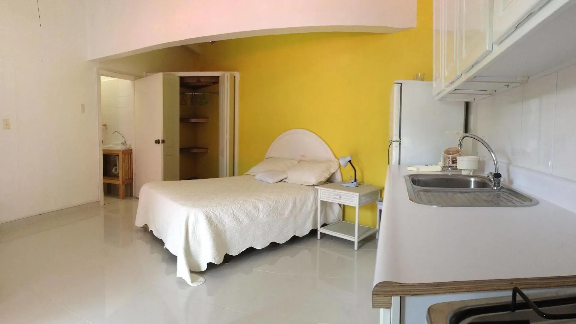 Hotel Paula'S Country Inn Sint Maarten